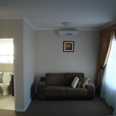 The Dondi Lodge Port Elizabeth Dış mekan fotoğraf